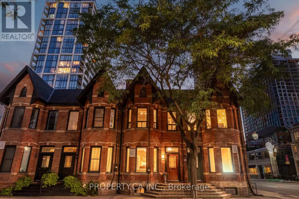 Toronto (moss Park), ON M5A2W7,110 BERKELEY STREET