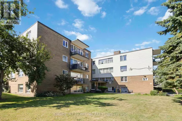 57 Neptune DR #103, Toronto (englemount-lawrence), ON M6A1X2
