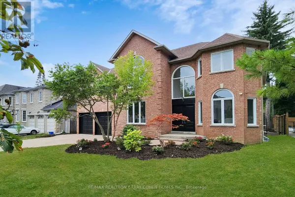 Toronto (banbury-don Mills), ON M3B2H1,12 LARKFIELD DRIVE