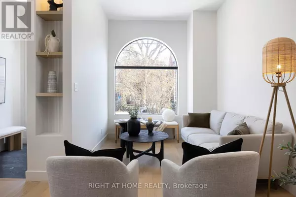 Toronto (university), ON M5S2N6,292 BORDEN STREET