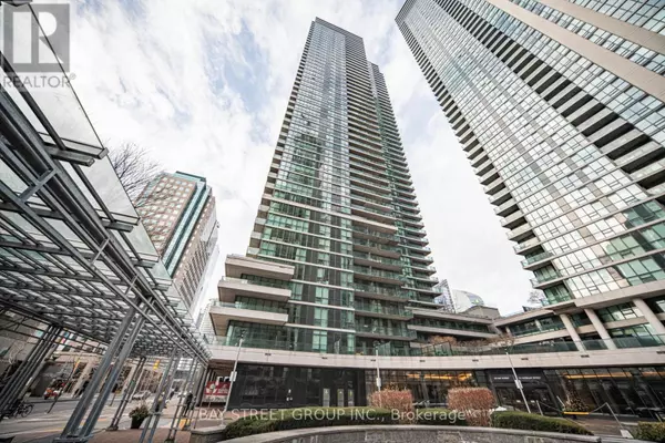Toronto (waterfront Communities), ON M5J2Z3,33 Bay ST #2704