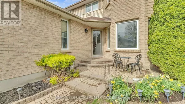 Oshawa (eastdale), ON L1K2E9,MAIN & 2ND FLR - 979 COPPERFIELD DRIVE