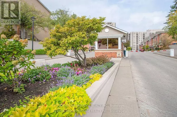 Pickering (town Centre), ON L1V6V4,1000 The Esplanade North #1415