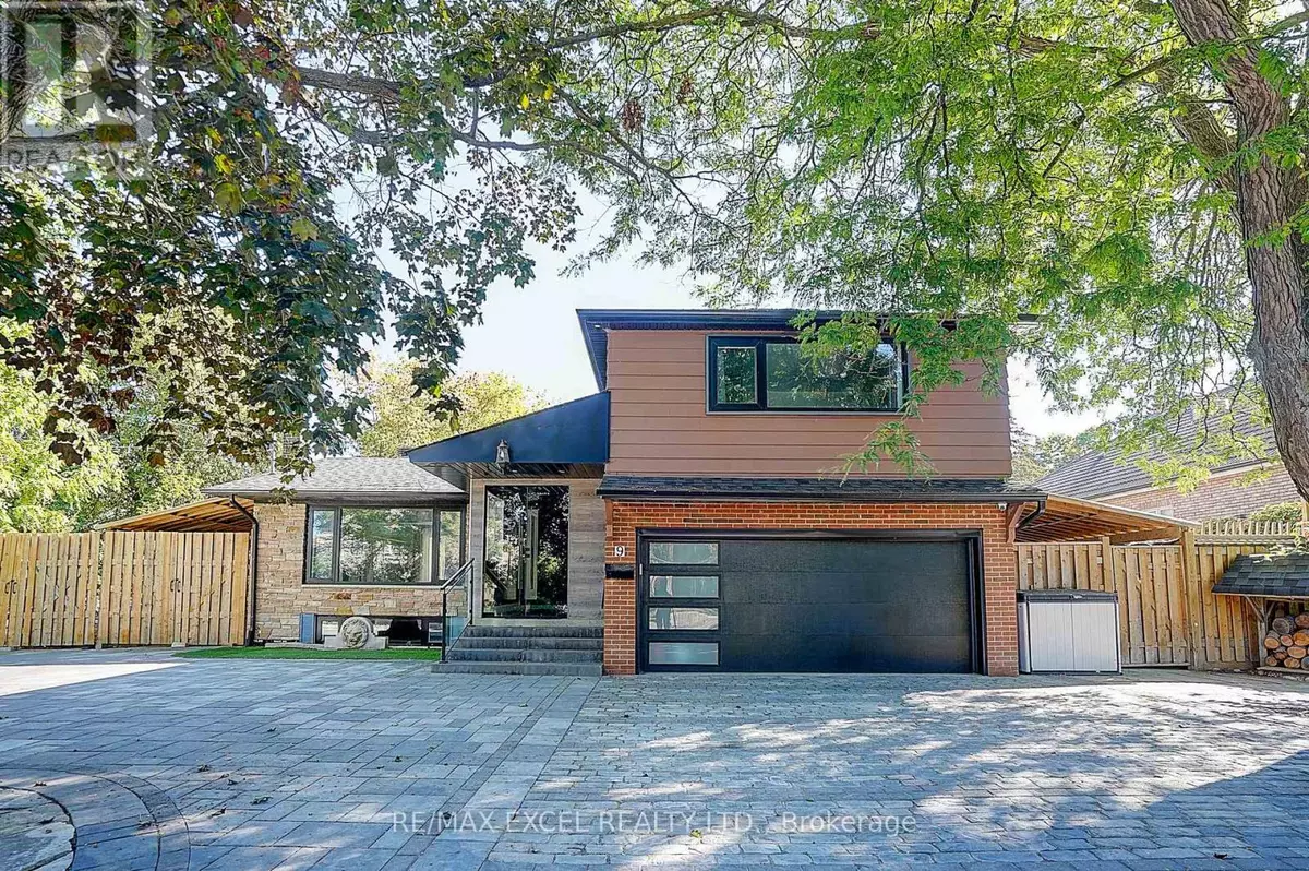 Markham (village Green-south Unionville), ON L3R2B9,9 OAKCREST AVENUE