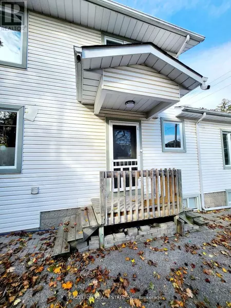 16 Park DR #2, Whitchurch-stouffville (stouffville), ON L4A1G1