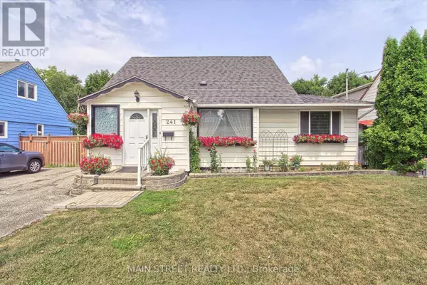 241 ANDREW STREET, Newmarket (central Newmarket), ON L3Y1H1