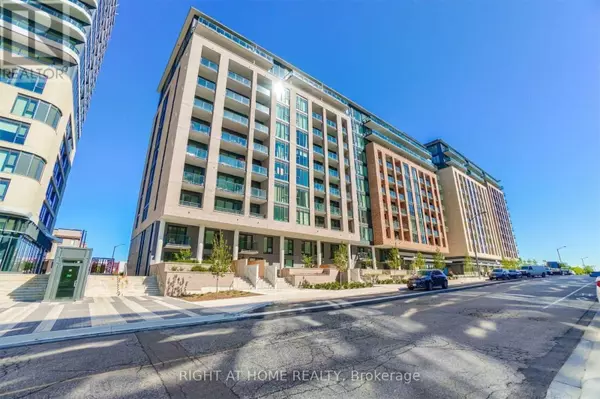 Vaughan, ON L6A5A7,100 Eagle Rock WAY #725