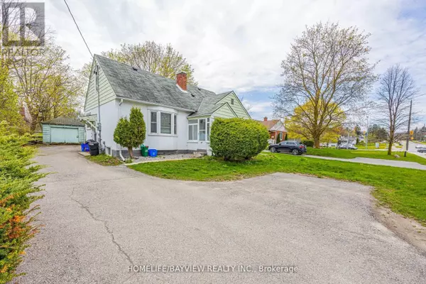 Newmarket (central Newmarket), ON L3Y1J6,164 EAGLE STREET S