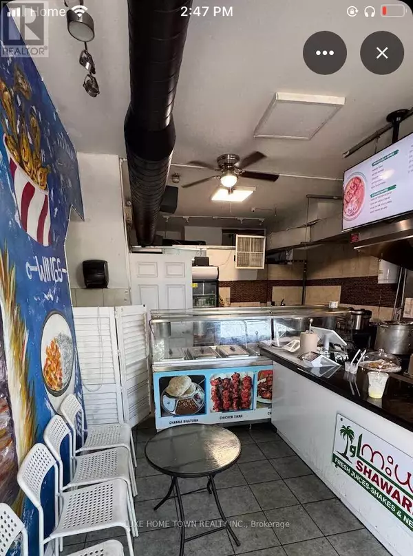 Toronto (long Branch), ON M8V1M4,3308 Lake Shore BLVD West #5