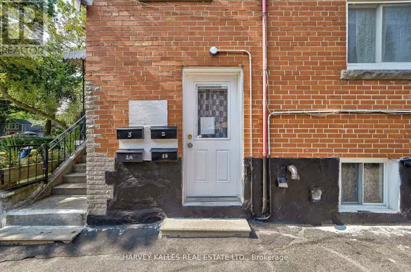 Toronto (long Branch), ON M8W1J7,40 DOMINION ROAD