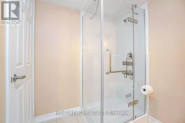 Mississauga (churchill Meadows), ON L5M8A6,3914 STARDUST DRIVE