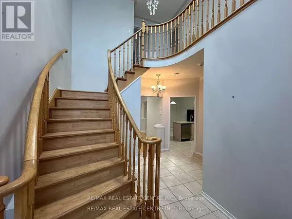 Mississauga (meadowvale Village), ON L5W1T6,7193 MAGISTRATE TERRACE