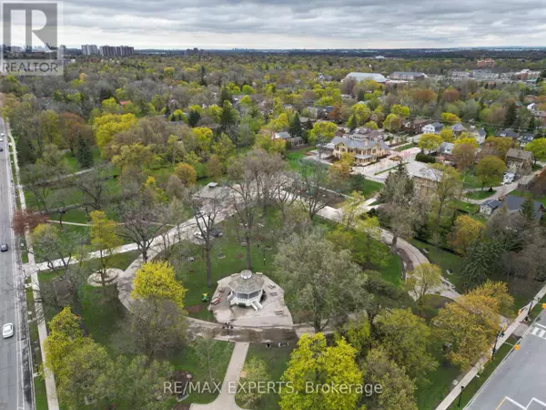 Brampton (downtown Brampton), ON L6W2C3,8 Main ST South #204