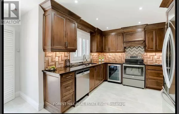 Mississauga (erin Mills), ON L5L5B3,3280 CHARLEBROOK COURT