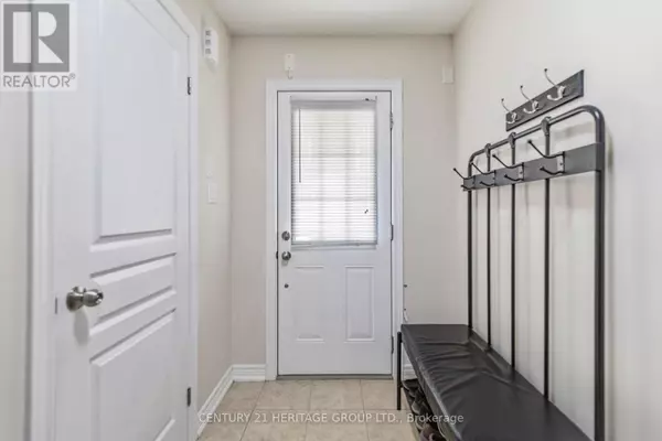 Hamilton (stoney Creek), ON L8J0G2,71 WATERBRIDGE STREET
