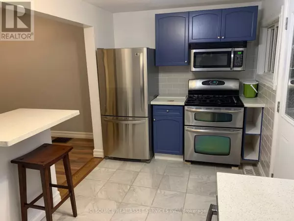 Hamilton (north End), ON L8L3X4,103 Macaulay ST East #Main Fl