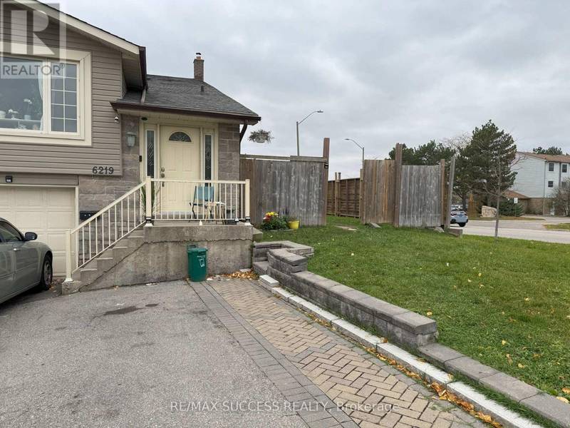 6219 ATHERLY CRESCENT, Mississauga (meadowvale), ON L5N2J1