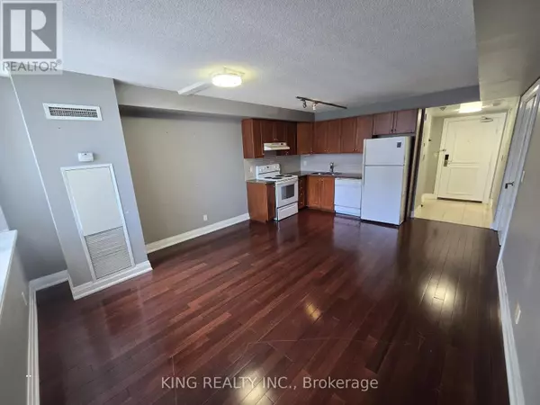 Toronto (downsview-roding-cfb), ON M3M2E9,2737 Keele ST #829