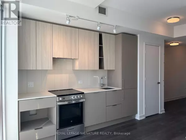 Mississauga (city Centre), ON L5B3J1,3900 Confederation Pkwy #3311