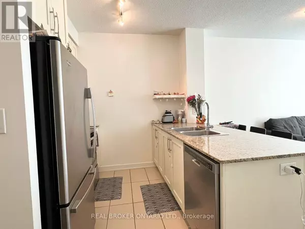 Mississauga (city Centre), ON L3B0E9,4070 Confederation Pkwy #4403