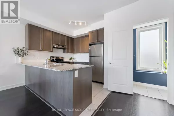 Toronto (mimico), ON M8V1Y8,10 Drummond ST #507