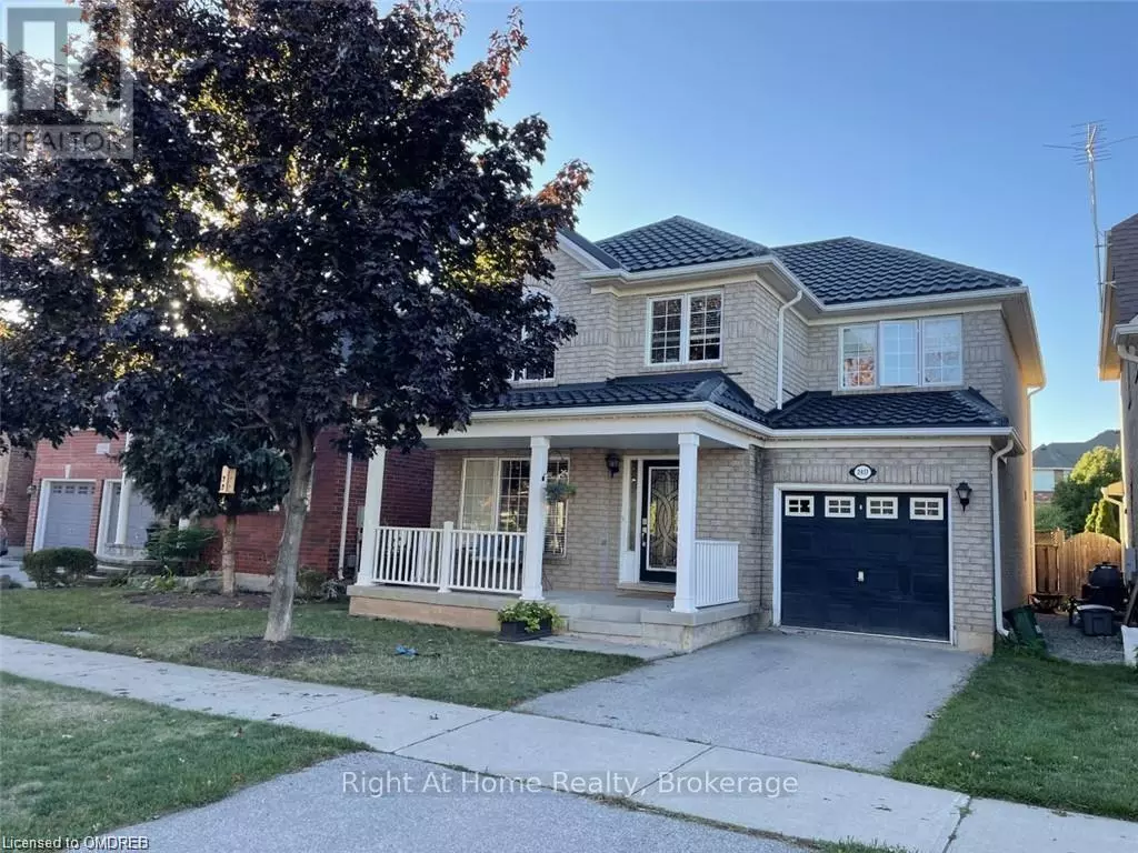 Oakville (1019 - Wm Westmount), ON L6M4X5,2417 EDGEROSE LANE