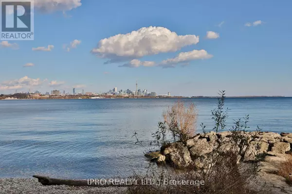 Toronto (mimico), ON M8V0C7,20 Shore Breeze DR #403