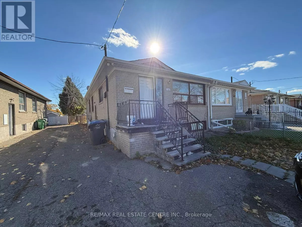 Brampton (brampton North), ON L6V1M6,165 Vodden ST East #UPPER