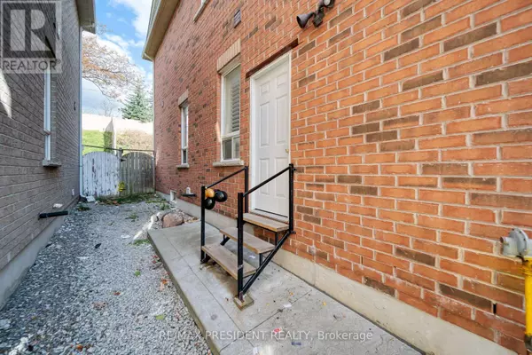 Brampton (madoc), ON L6V4N5,101 SEAHORSE AVENUE