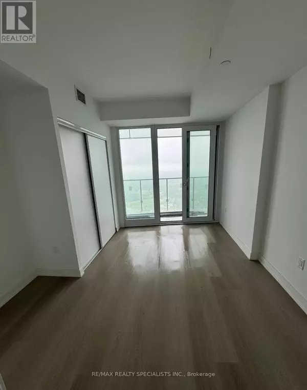 Mississauga (city Centre), ON L5B4M6,3883 Quartz RD #5107