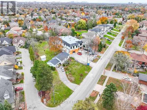 Mississauga (erindale), ON L5C1Y6,2407 OLD CARRIAGE ROAD