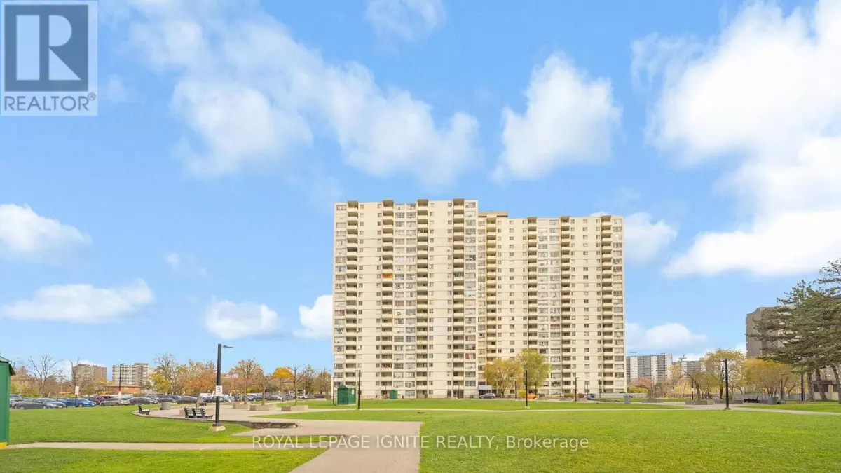 Toronto (kingsview Village-the Westway), ON M9R1S8,320 Dixon RD #810