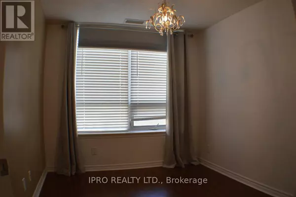 Mississauga (city Centre), ON L5B4M8,4090 Living Arts DR #714