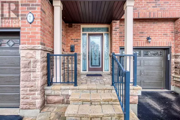 Oakville (iroquois Ridge North), ON L6H7J1,300 Ravineview WAY South #7