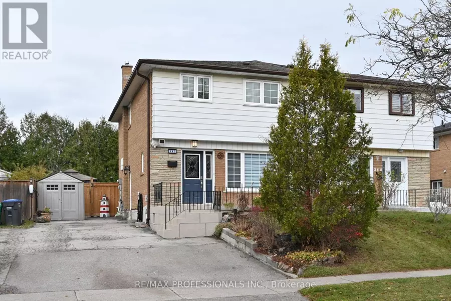 383 LARA WOODS, Mississauga (mississauga Valleys), ON L5A3B1