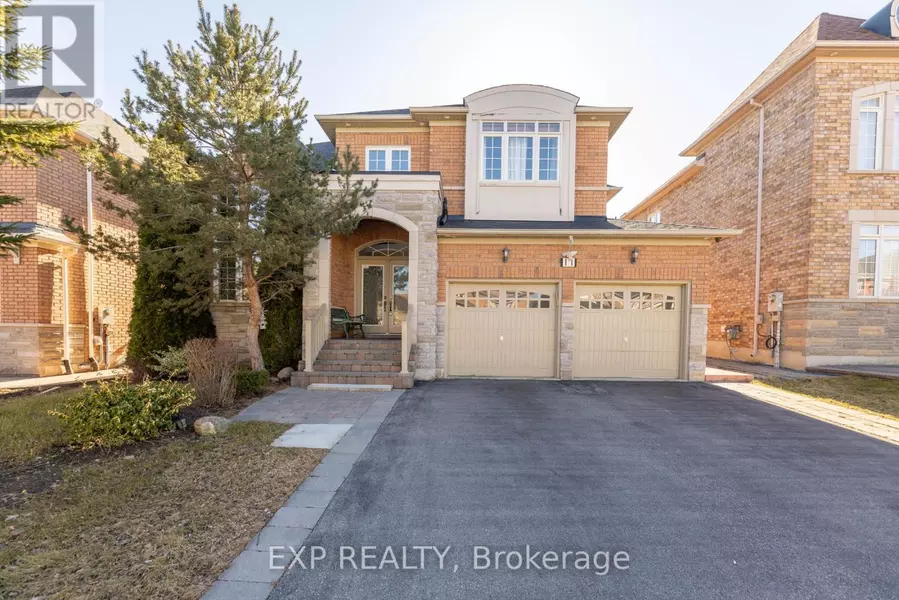 11 CAIRNBURG DRIVE, Brampton (vales Of Castlemore), ON L6P1X3