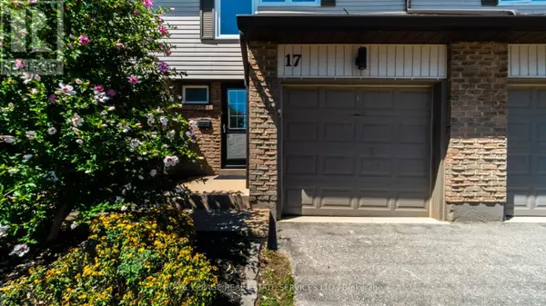 Oakville (bronte West), ON L6L1M1,2411 Sovereign ST #17