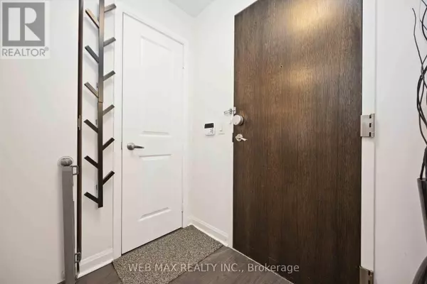 Toronto (islington-city Centre West), ON M9A0A1,1 Michael Power PL #1802