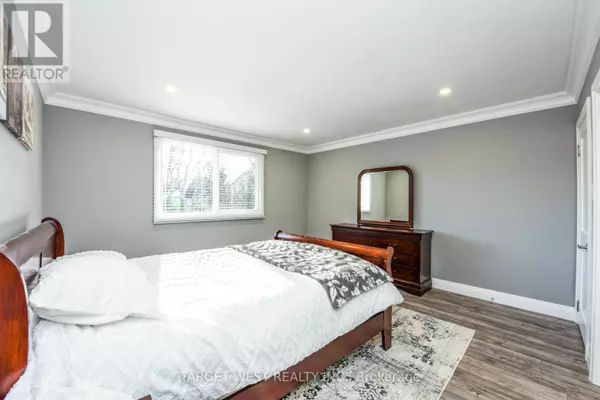 Mississauga (lorne Park), ON L5H1X4,1443 SAGINAW CRESCENT