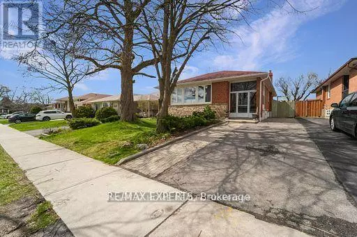 Toronto (elms-old Rexdale), ON M9W2B2,42 SHENDALE DRIVE