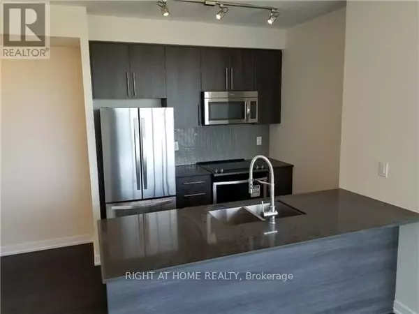 Mississauga (city Centre), ON L5B0J7,4011 Brickstone Mews Pkwy #3902