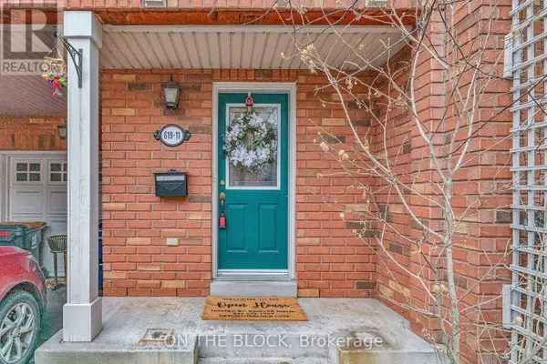 Toronto (alderwood), ON M8W2W4,619 Evans AVE #11