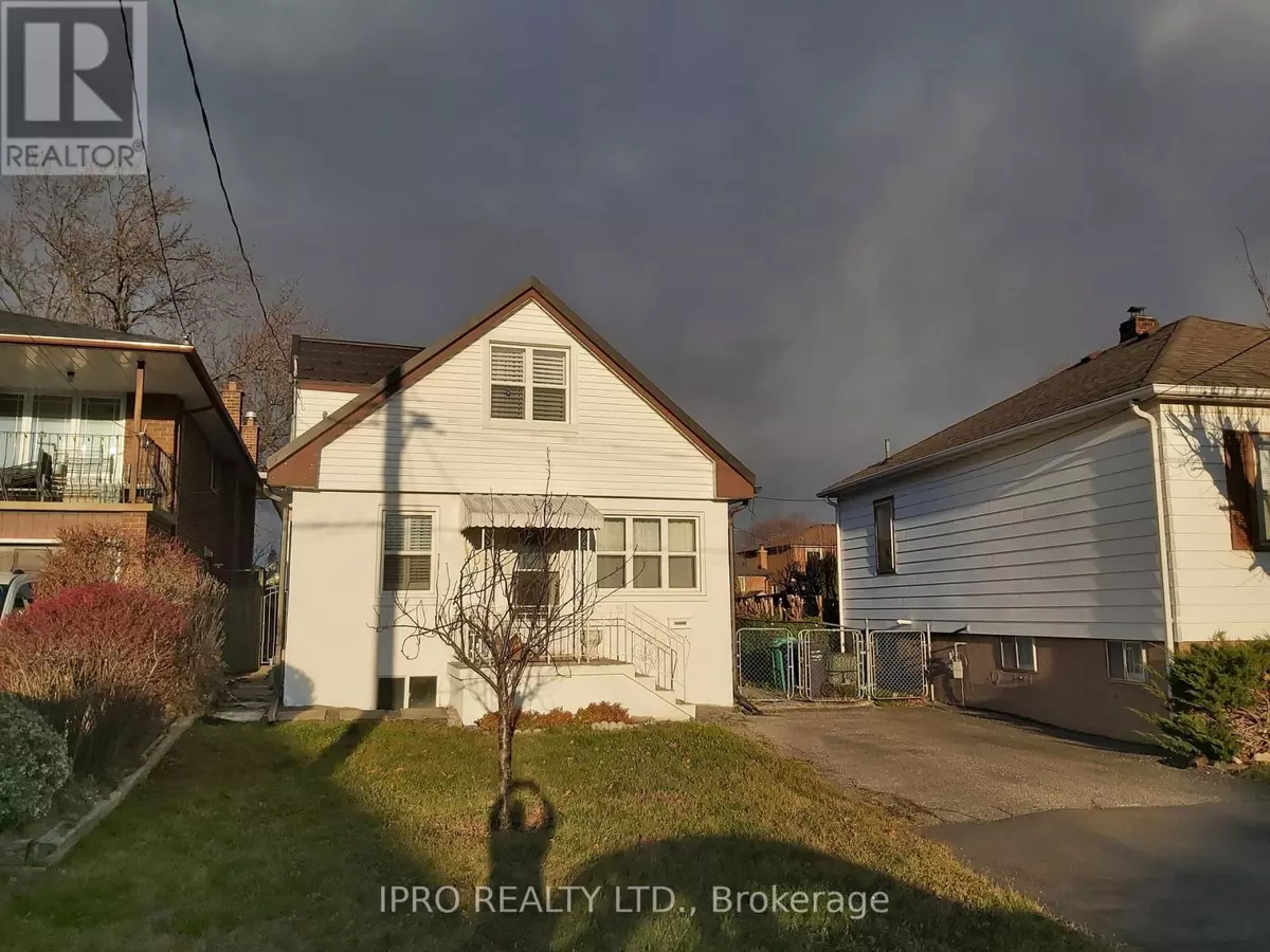 Mississauga (lakeview), ON L5E1X5,1059 WESTMOUNT AVENUE