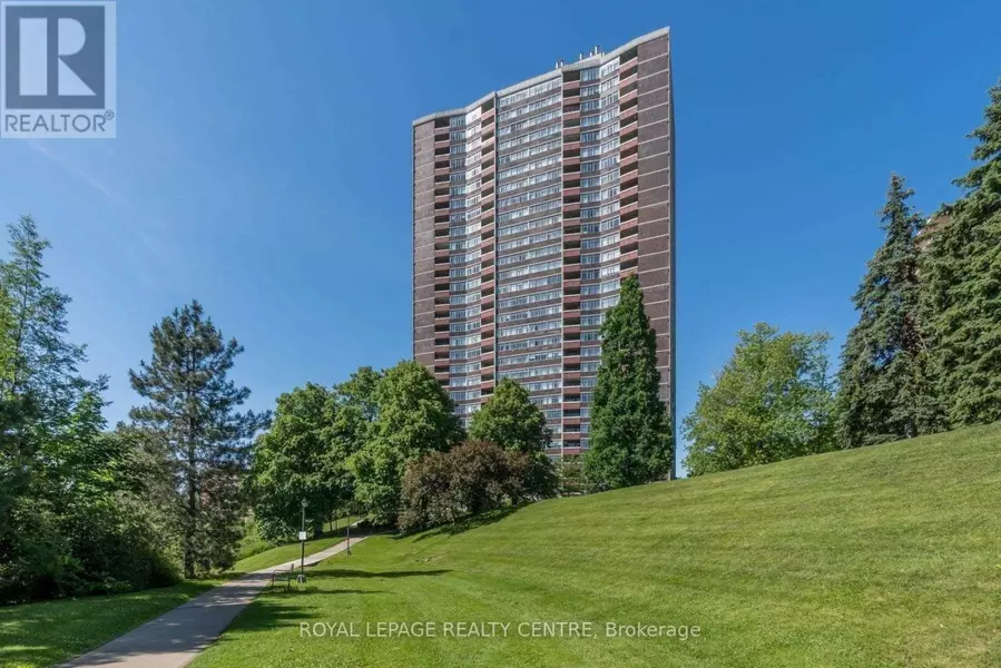 3100 Kirwin AVE #1602, Mississauga (cooksville), ON L5A3S6