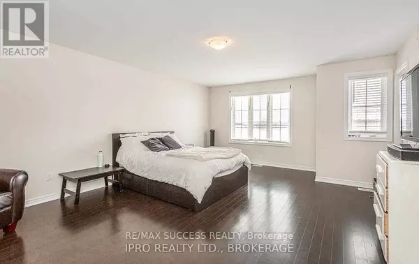 Oakville (palermo West), ON L6M1P2,2396 NATASHA CIRCLE