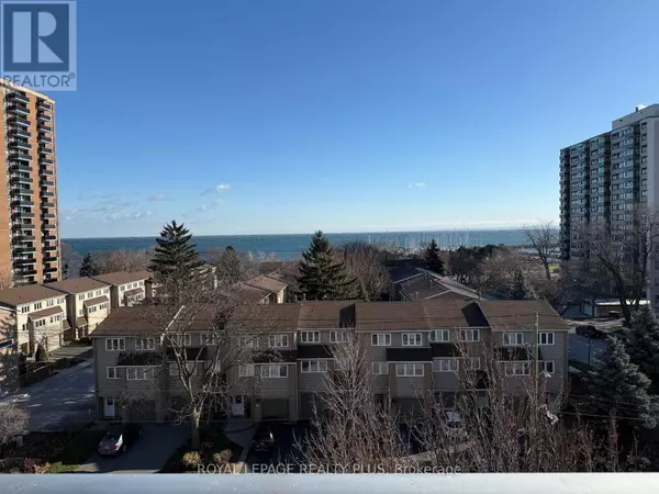 Oakville (1001 - Br Bronte), ON L6L5K1,2263 Marine DR #607