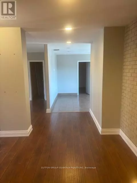 Oakville (oo Old Oakville), ON L6J1P2,323 Church ST #21