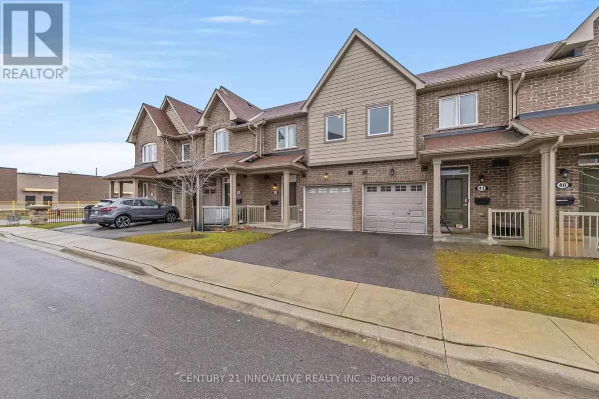 Brampton (bram West), ON L6Y1N9,50 Edinburgh DR #42