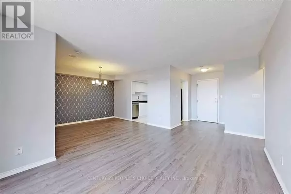 Mississauga (cooksville), ON L5B4B1,135 Hillcrest AVE #1906