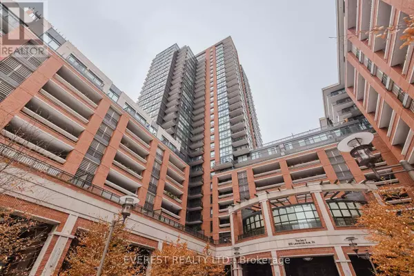 Toronto (yorkdale-glen Park), ON M6A1C3,830 Lawrence AVE West #1707